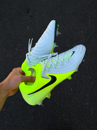 Phantom GX 2 Elite low-top football boots in the Metallic Silver/Volt/Black Football Boots