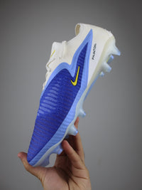 Phantom 6 Low Elite Football Boots