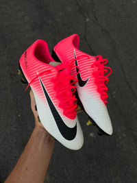 Mercurial Vapor XI football boots from the Motion Blur Pack