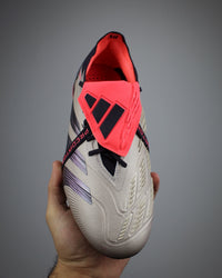 Predator Elite Fold-over Tongue football boots