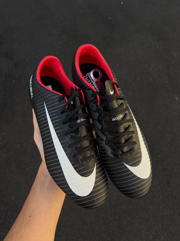Mercurial firm-ground football boots in the black and white "Pitch Dark" Football Boots