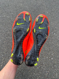 Mercurial Superfly IV FG soccer cleat in the "Hyper Punch/Gold/Black" colorway from the 2014 World Cup Pack football Boots