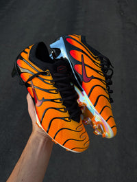 Zoom Mercurial Vapor XV Elite x Air Max Plus in the "Pimento/Black" Football Boots