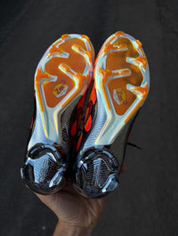 Zoom Mercurial Vapor XV Elite x Air Max Plus in the "Pimento/Black" Football Boots
