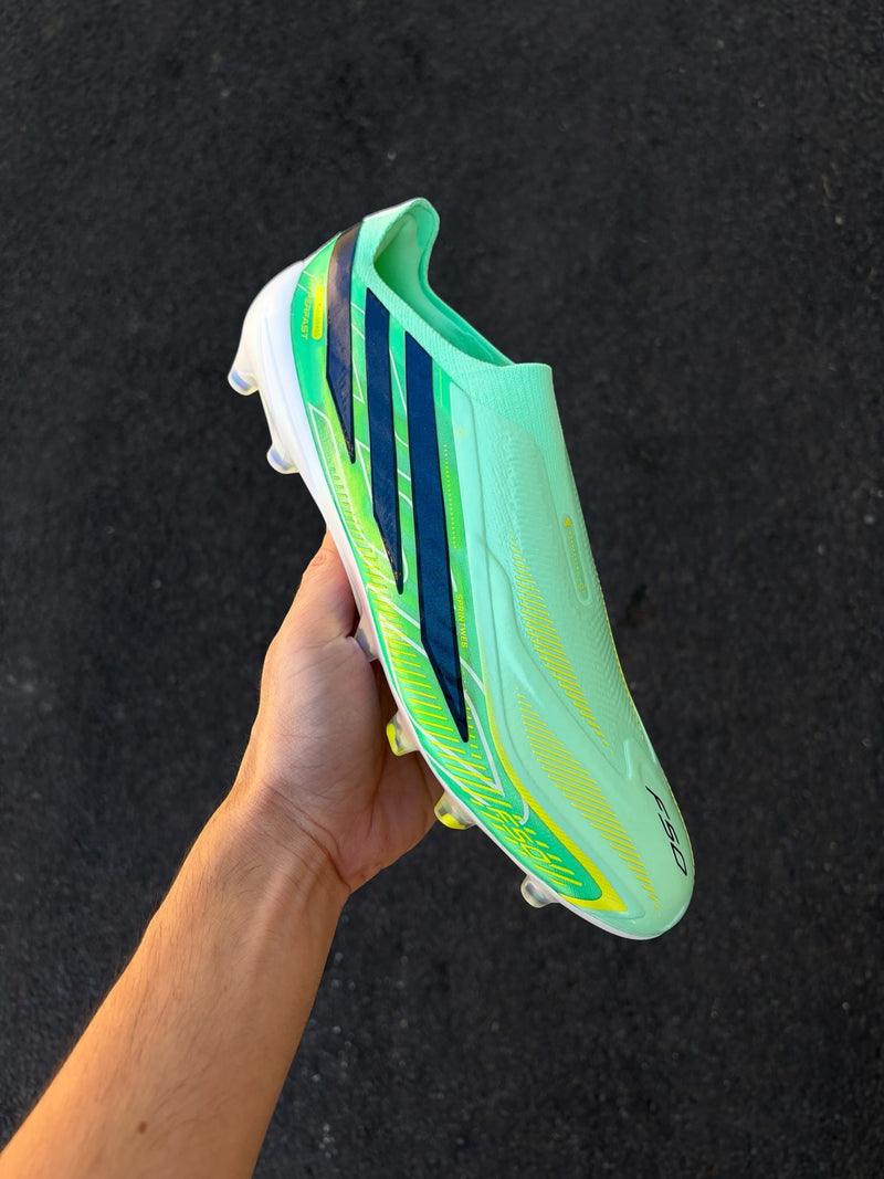 F50 Hyperfast Elite Laceless FG football boots