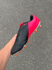 Phantom Venom Elite FG in the Laser Crimson colorway