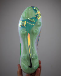 Phantom 6 Elite Low FG x EAFC limited edition football boots