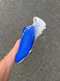 Phantom Venom Elite FG Euphoria Pack football boots