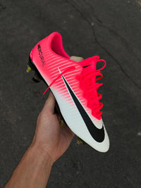 Mercurial Vapor XI football boots from the Motion Blur Pack